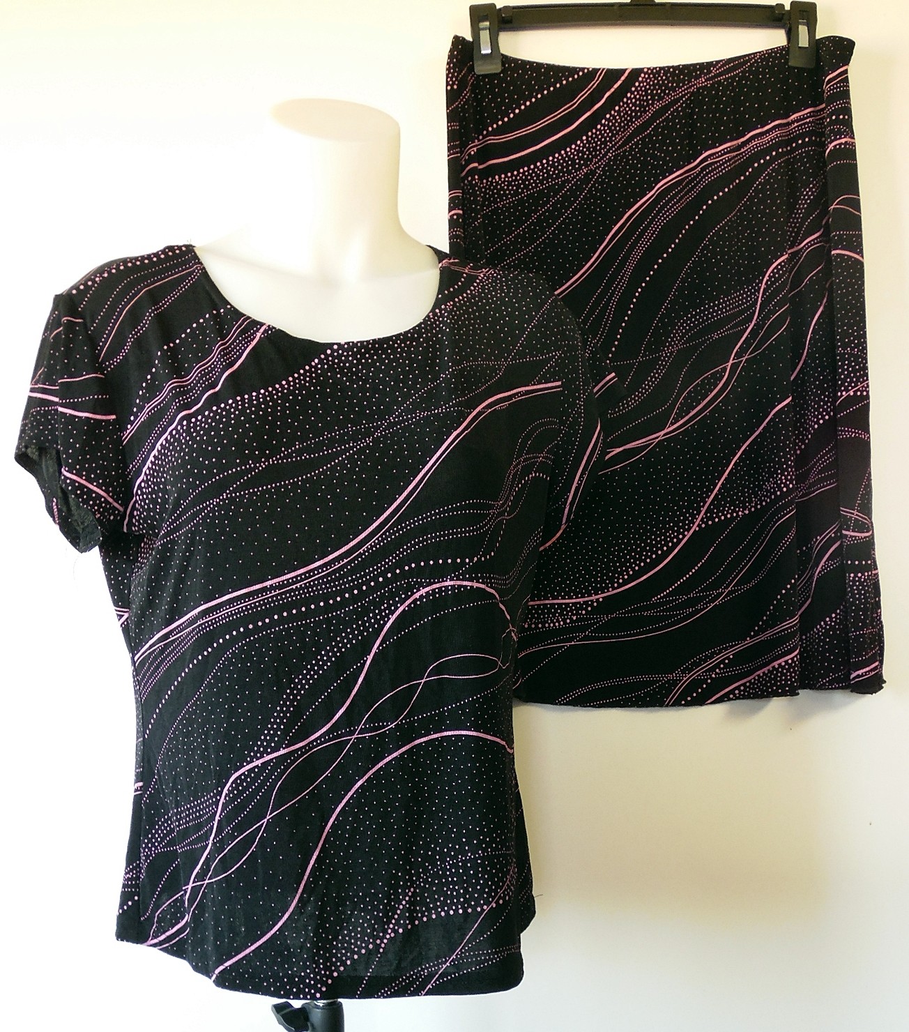 Briggs Petite Black & Pink Wavy Dot Print Slinky Shirt & Skirt Set M L Made USA