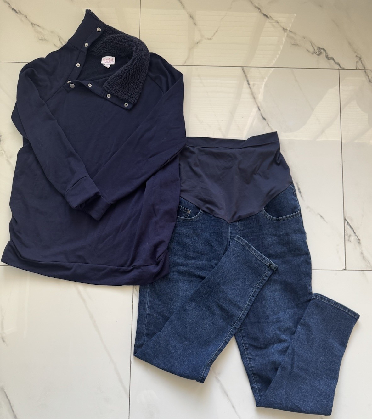 Women&rsquo;s Maternity 3 Piece Bundle jeans sweatshirt t-shirt cotton soft size M