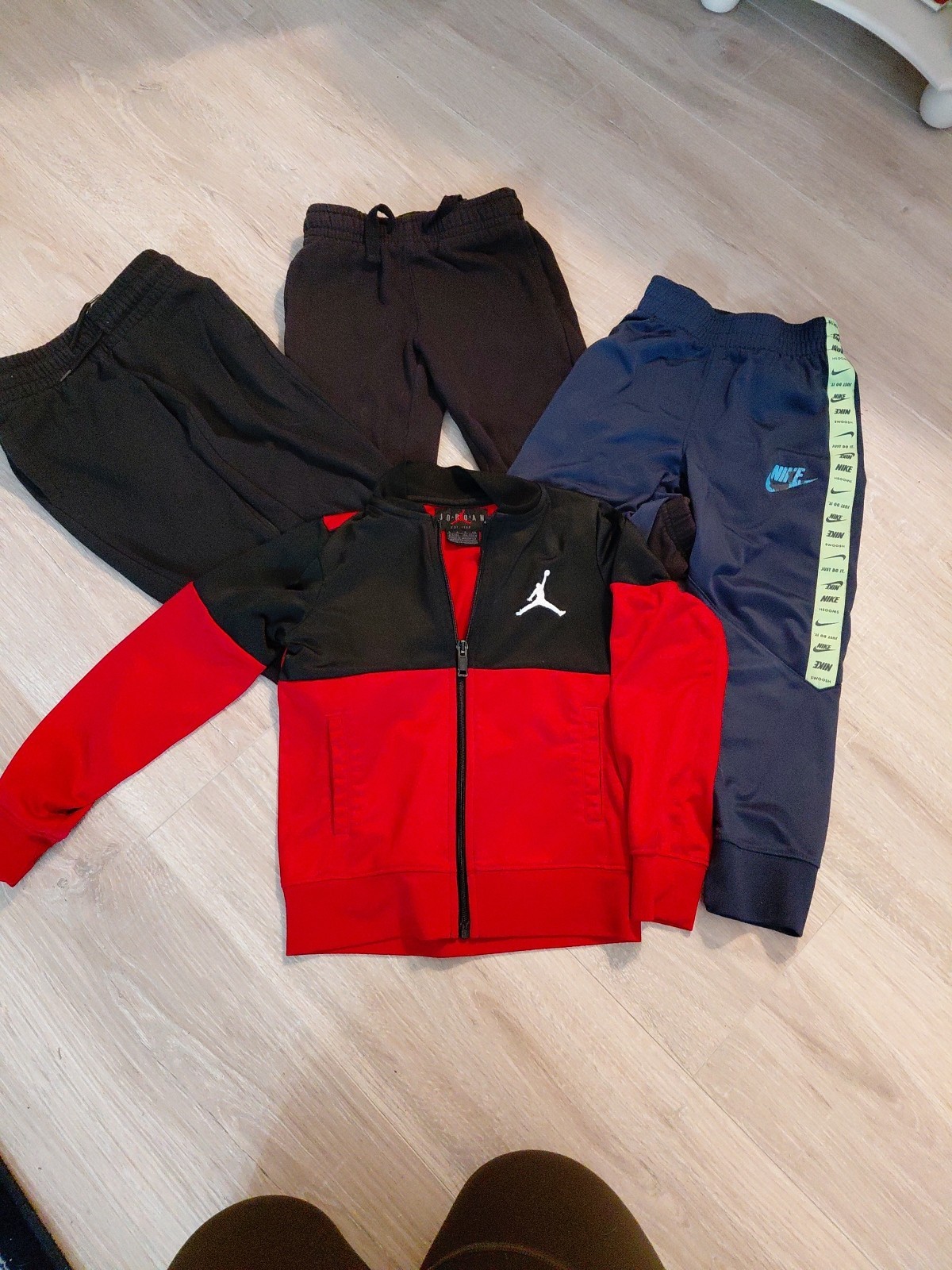 Boys Size 5 and 5/6 clothing lot- Jordon Zip Up,/1 Nike, 2 Atletic Sweat Pants