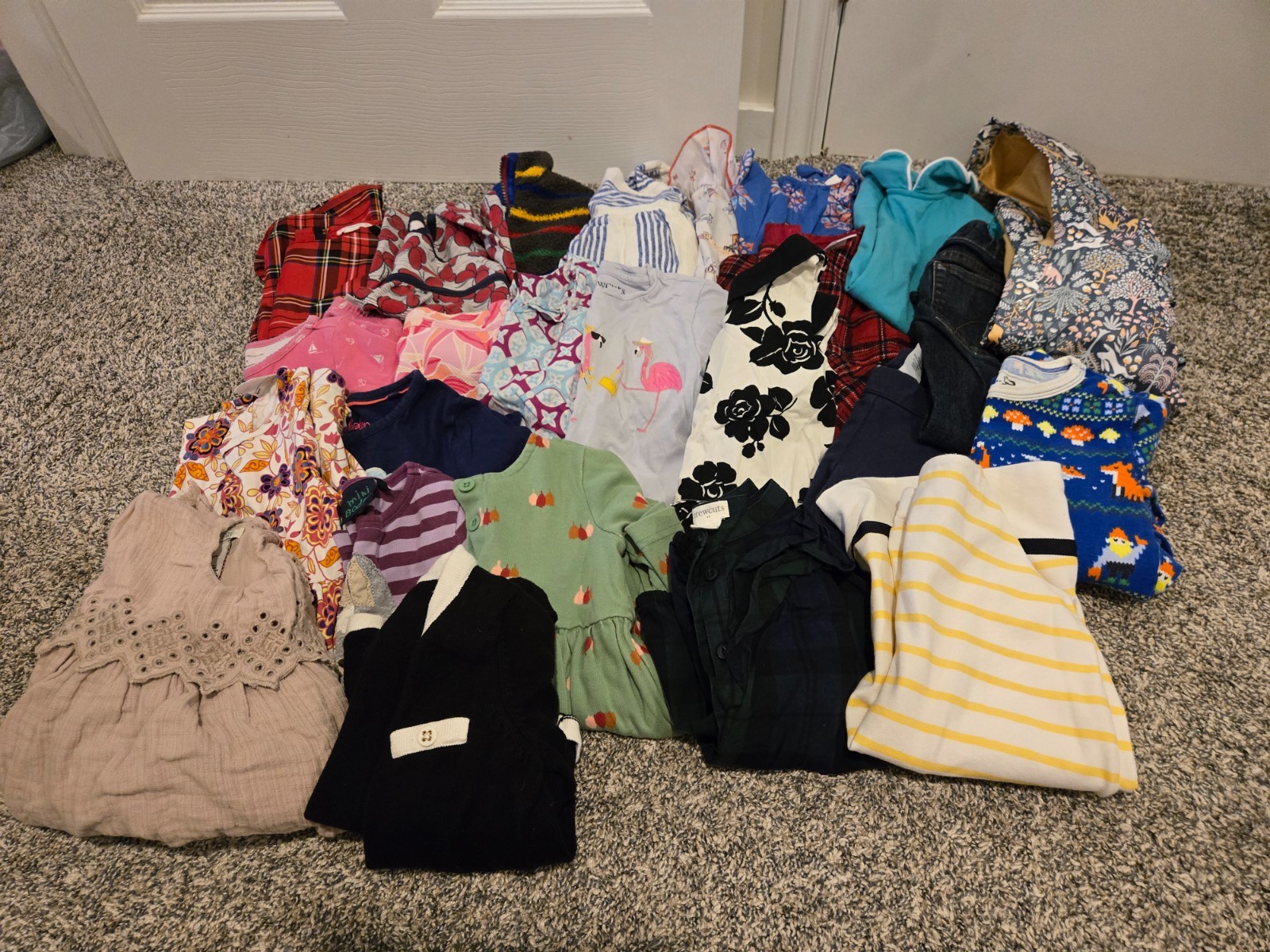 Lot of 25 Pieces Girl&rsquo;s 3T Clothes Crewcuts Mini Boden Hanna Andersson Joes