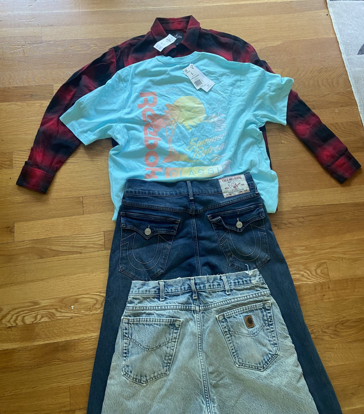 True Religion, Carhartt, Hollister, Reebok Mens LOT! NEW and Used Medium