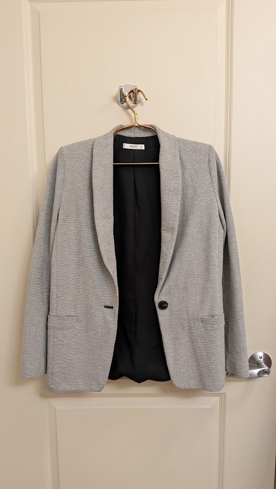 Drop #1 – Soft Edge | Women US 8-10 | Barely Worn