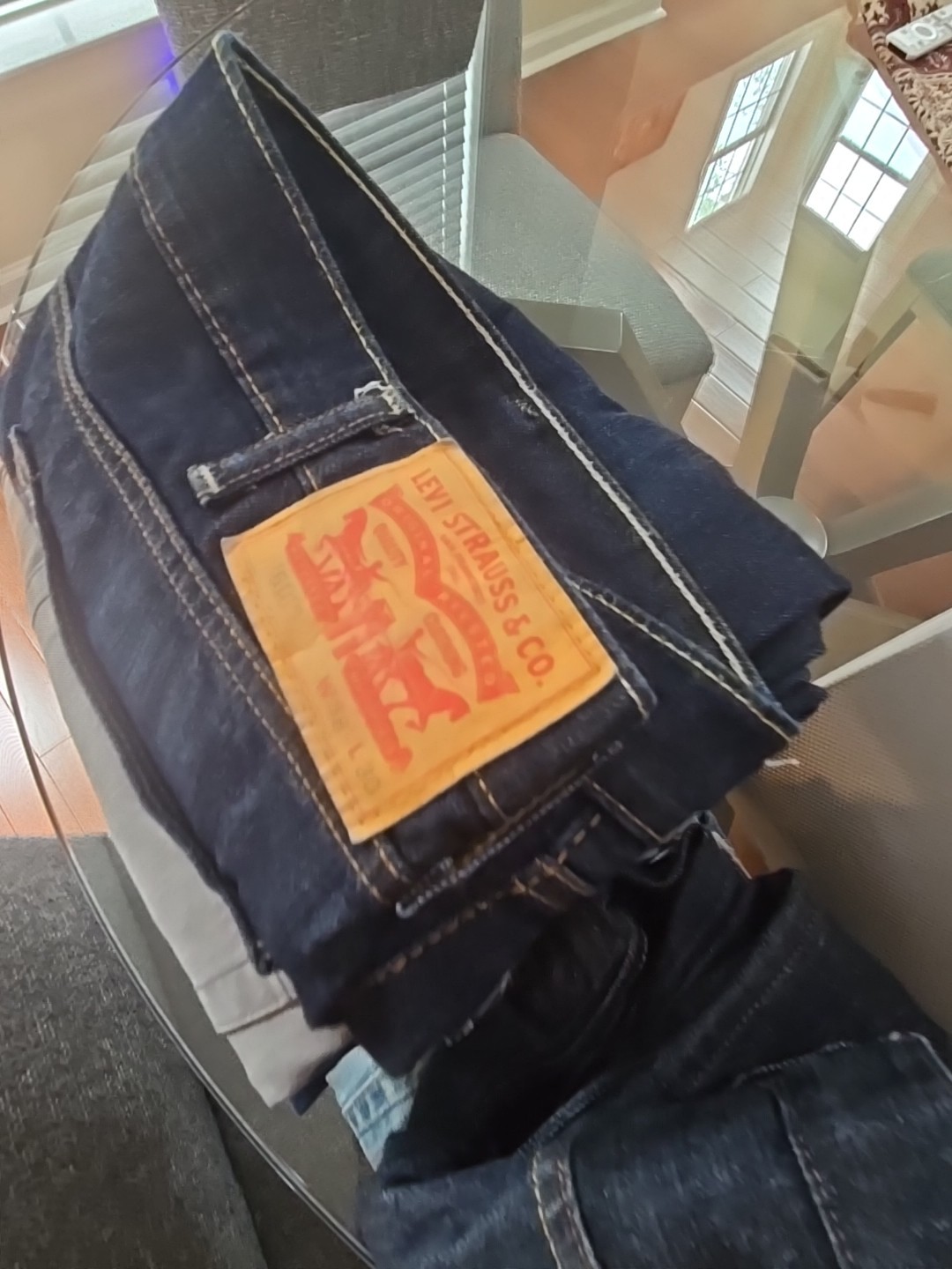 Wholesale Lot 17 Men&rsquo;s Jeans Mixed Sizes BKE, Levi&rsquo;s, Express & More Mid 2000s