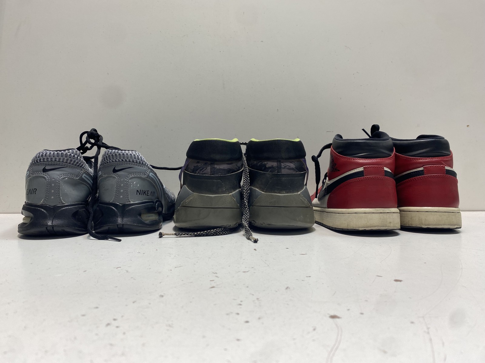 Nike Men&rsquo;s Sneaker Bundle 3 Pairs Jordan 1 Mid Air Max LeBron Size 9.5