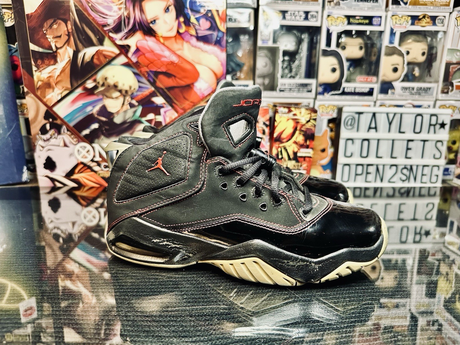 Large Jordan Shoe Lot – Vintage Find. – Nice Collection- Youth
