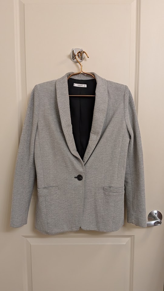 Drop #1 – Soft Edge | Women US 8-10 | Barely Worn