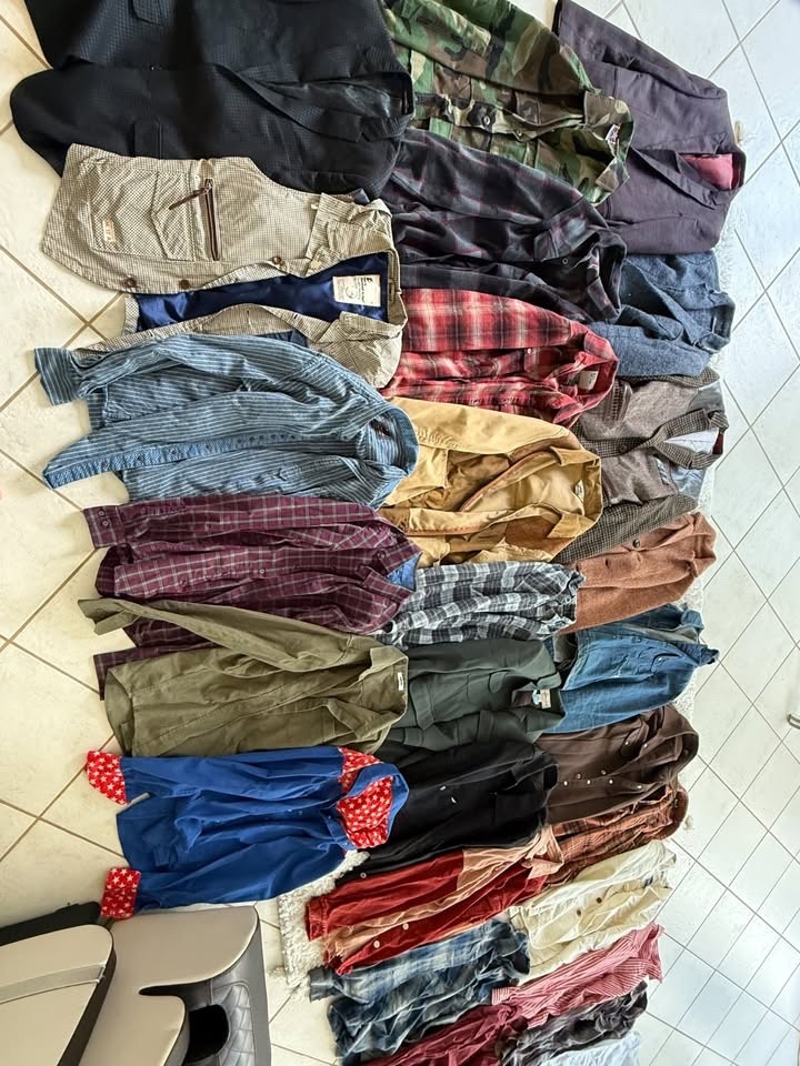 Huge Men’s Clothing Lot – 30+ Jackets, Blazers & Button-Down Shirts
