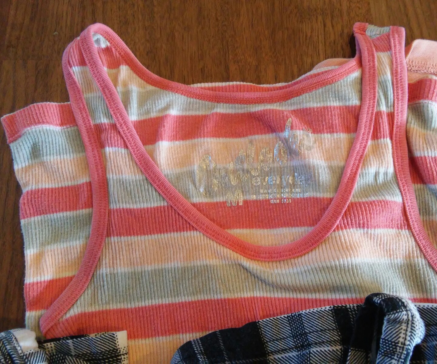 Lot of 4 Shirts and Tank Tops Plaid Black Coral Striped Size S + M