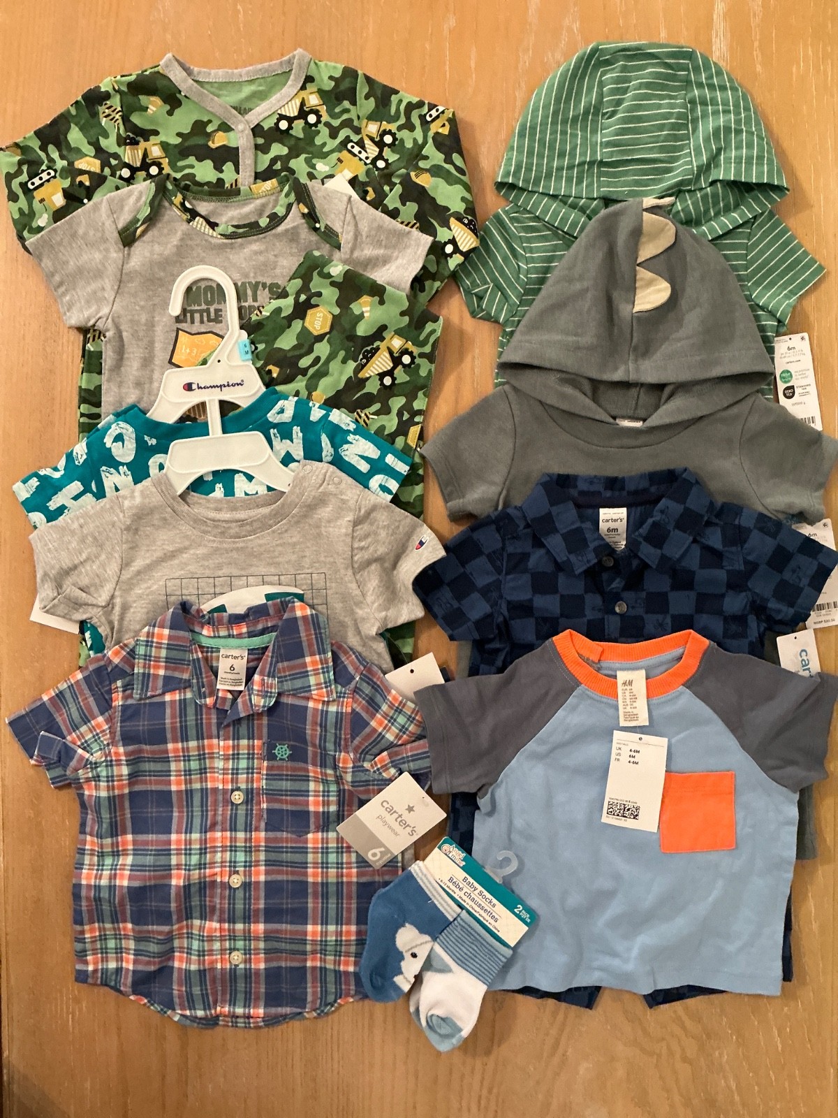 Carter&rsquo;s, Champion, H&M Infant Boys Clothing Lot of 11 Size 6, 6-9, 6-12 Months