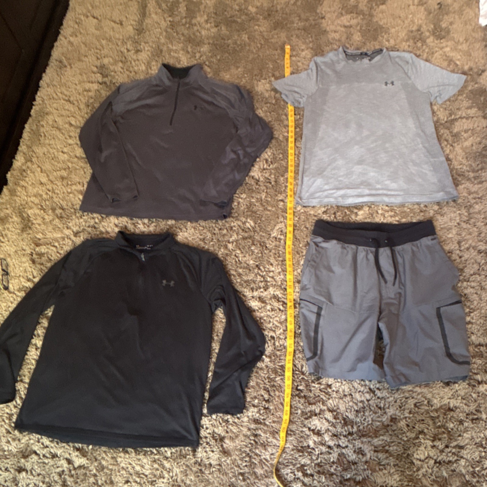 MENS Under Armour 4-Piece Clothing Lot Large Black Gray Polyester Tops Shorts