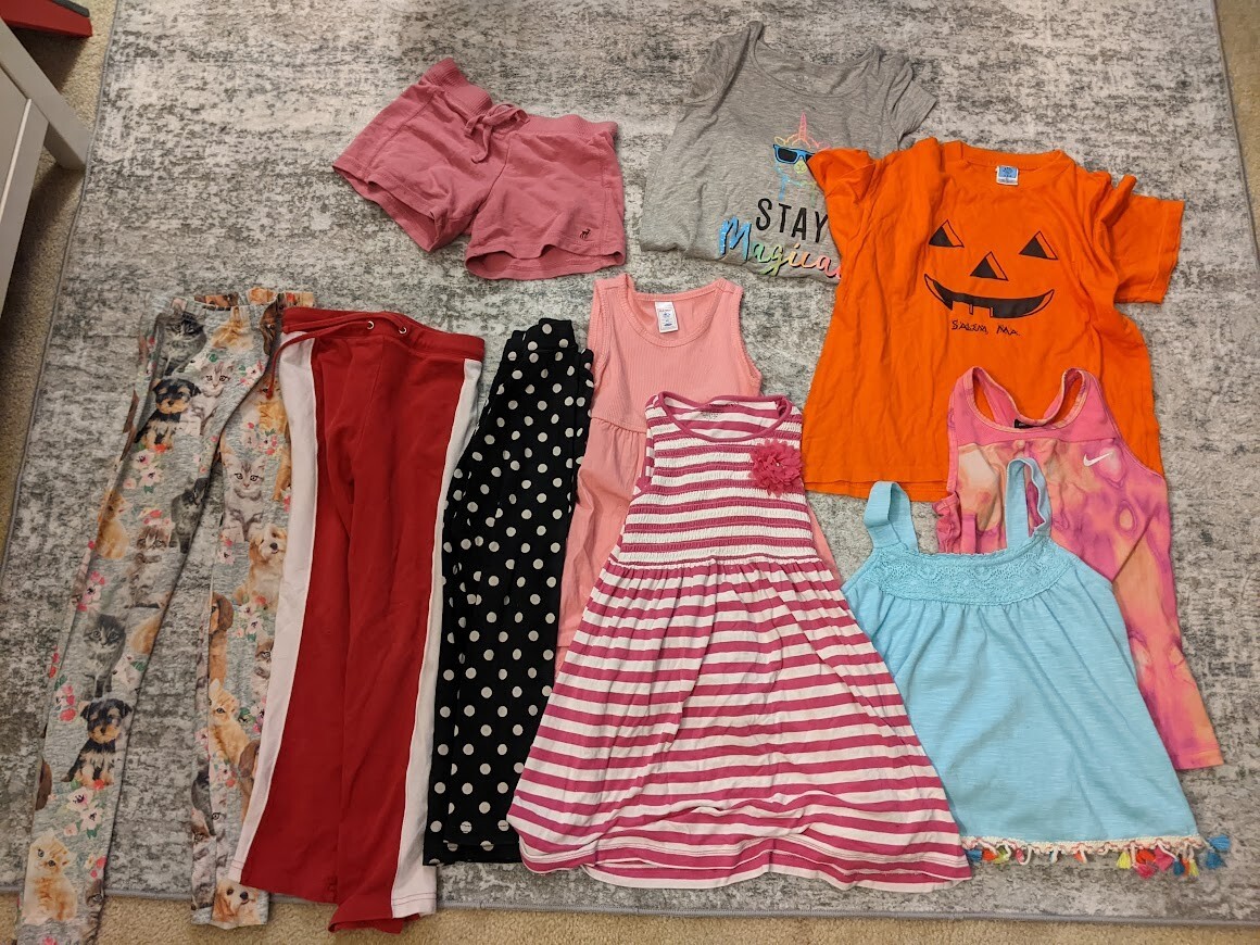 Lot girls clothes size 5 5T 5/6 clothes
