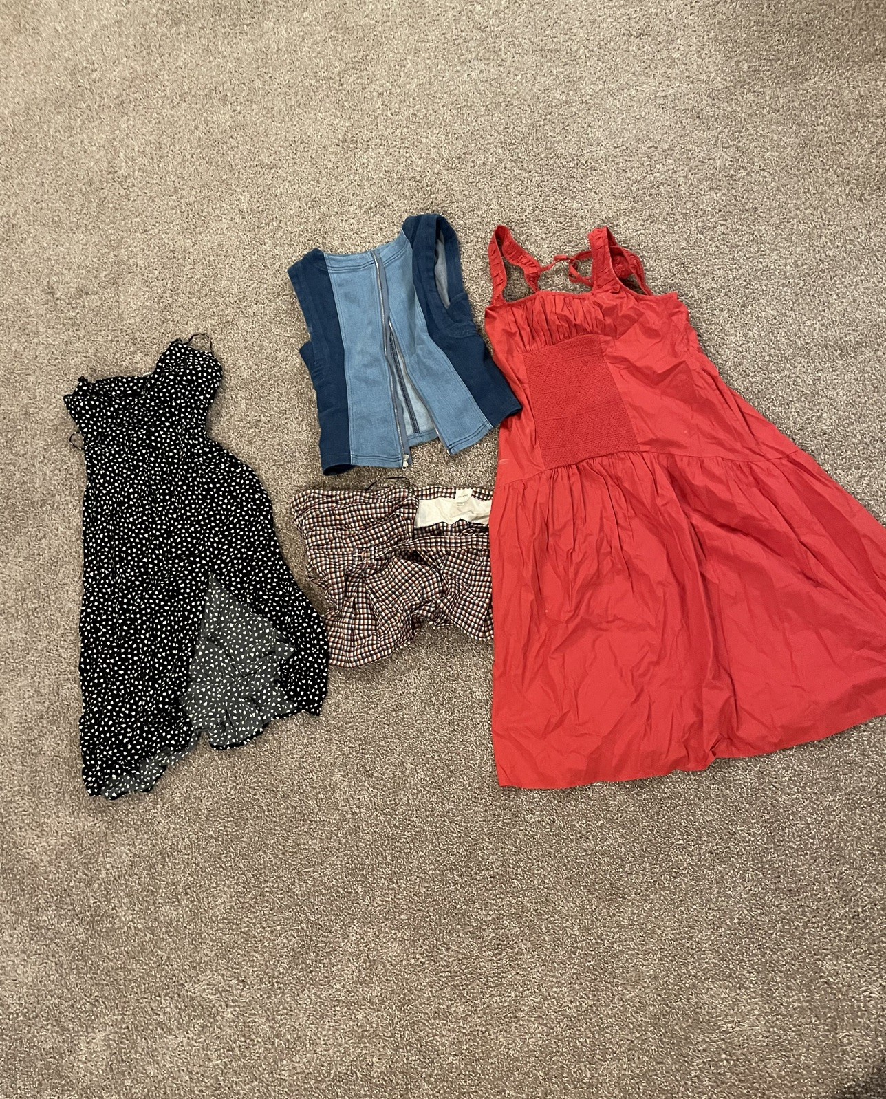 Men’s and Women’s clothing bundle!
