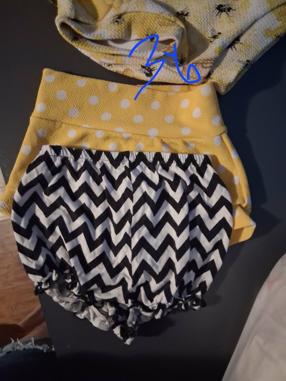 Juicy Couture Baby Girl 6-9M Velour Clothing Lot Multicolor Plaid Outfits