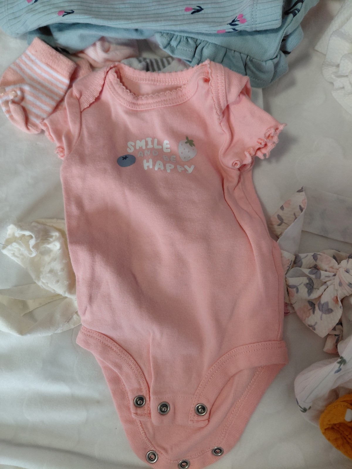 Carter&rsquo;s Okie Dokie Hello Kitty Baby Girl Clothing Lot Newborn Multicolor Floral