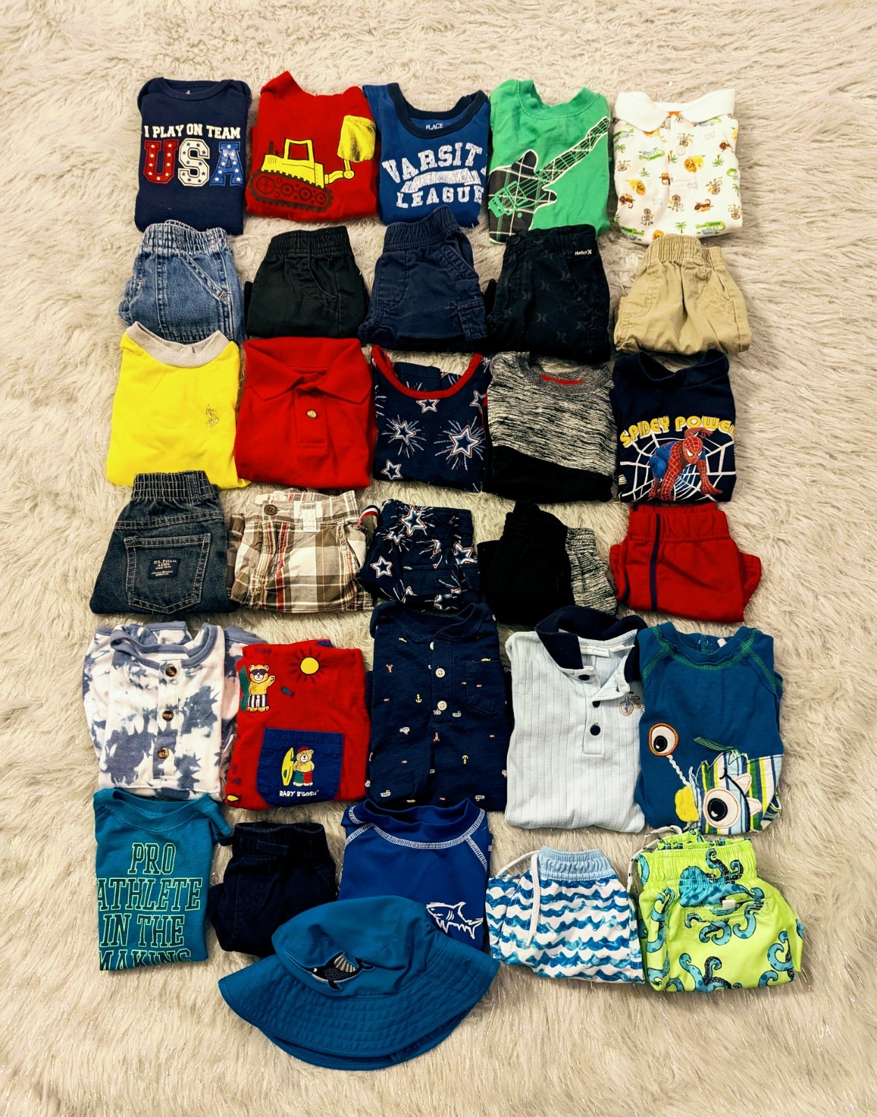 Baby Boy&rsquo;s Size 12 Months Summer Clothing Lot (31 Piece)