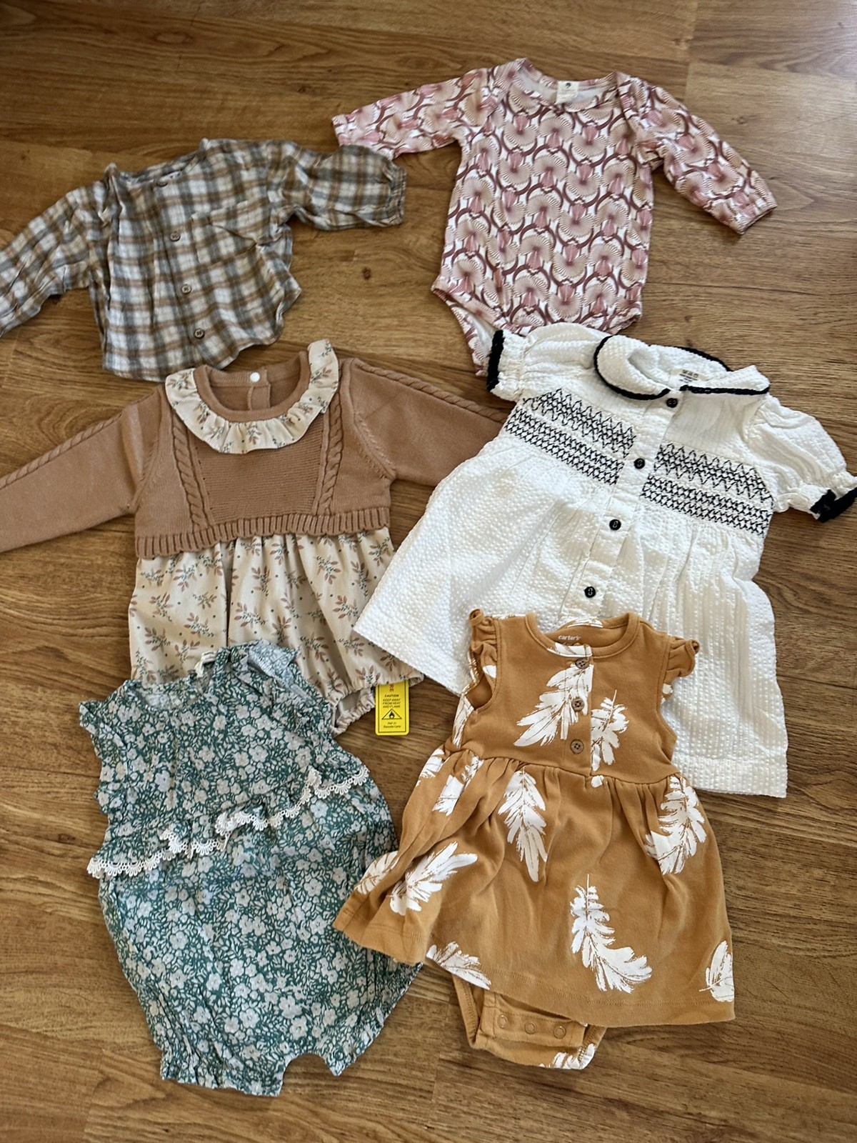 Girl’s Lot 0-3 months to 3-6 months Kate Quinn,Zara, Jessica Simpson, Viverano