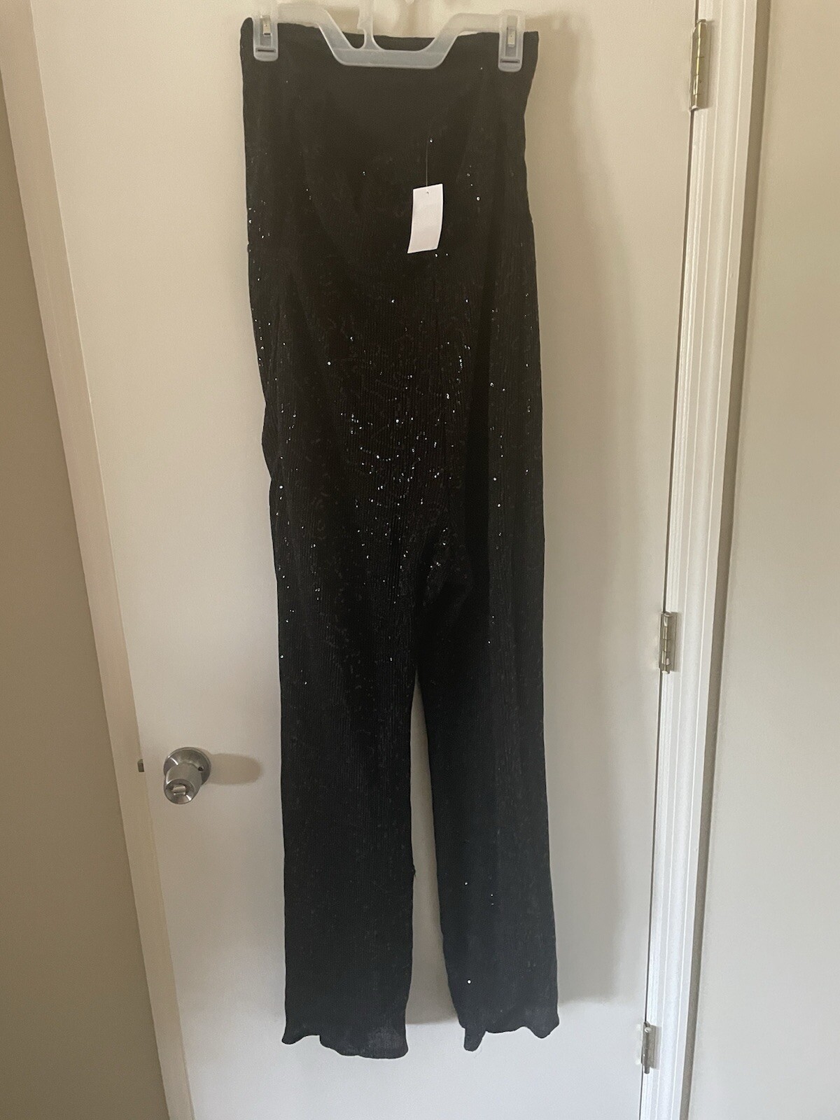 Mixed bulk clothing haul for woman’s (includes shirts, dresses etc) 200$+ value