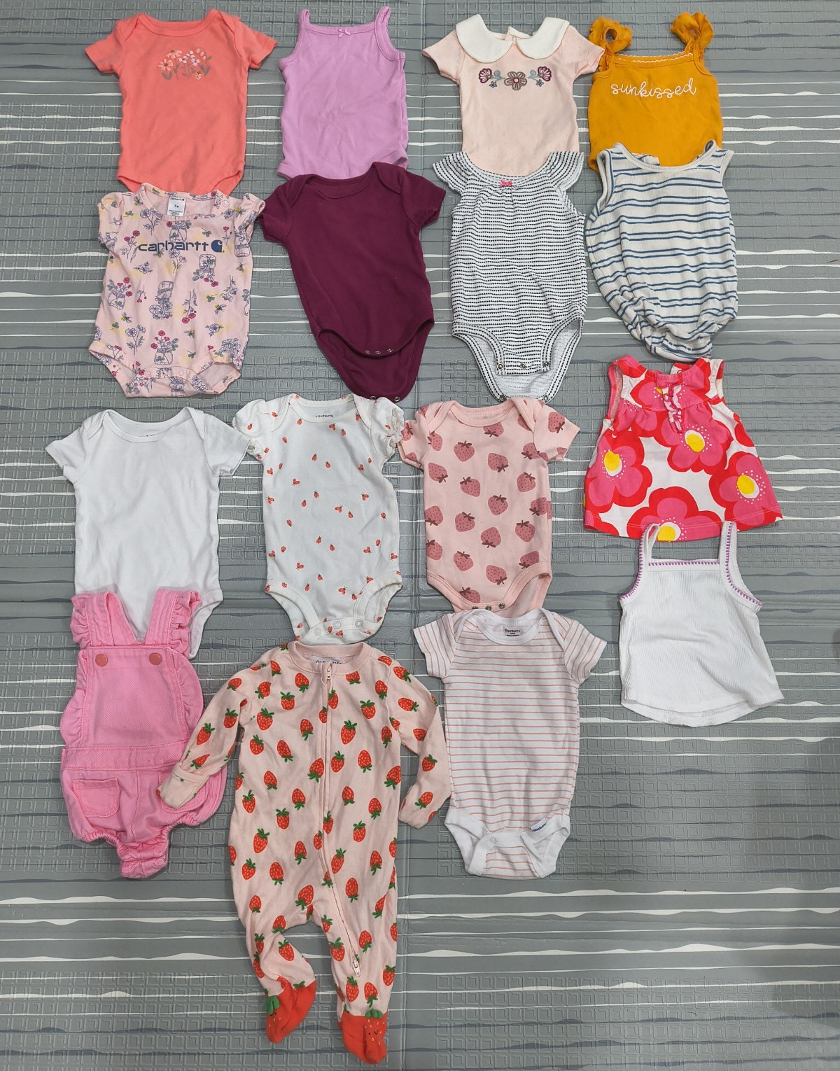 16 Pieces Baby Girl Cotton Clothing Lot Bodysuits Rompers Dresses Multicolor 0-3
