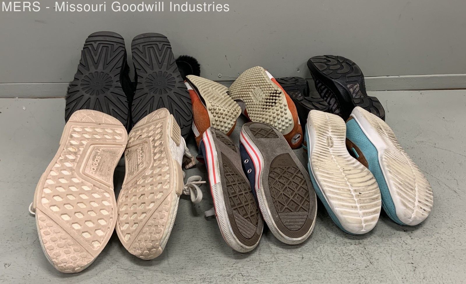 Women&rsquo;s Shoe Lot Size 9 9.5 Adidas UGG Born Puma Clarks Converse 6 Pairs