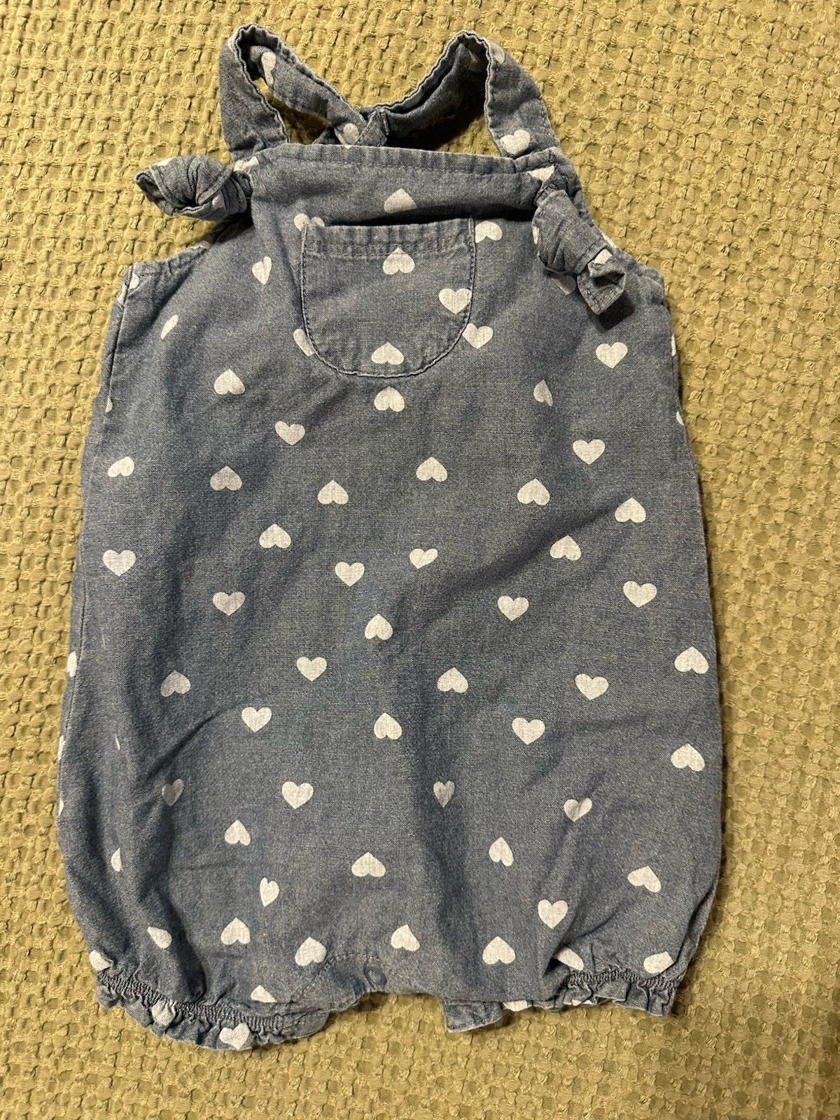 Carter’s Baby Girl 9M Organic Cotton Clothing Lot 2 Rompers Top Bloomer