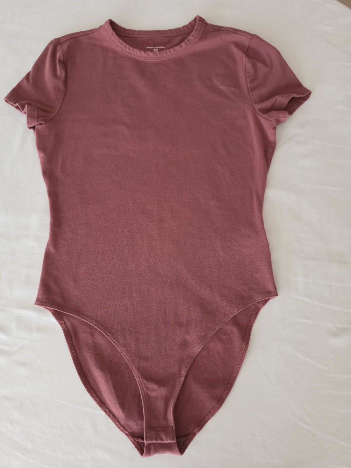 Lot Of 4 Women&rsquo;s Shirts Sizes Small & XS Pink Blue Bodysuit Tank Top