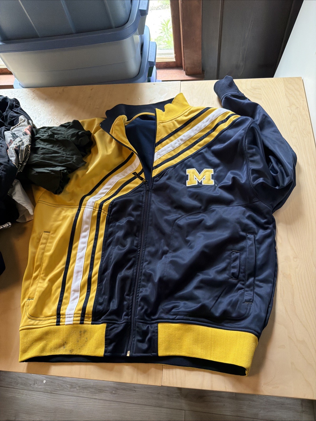 Lot Of Mens Clothing – 2x/3x- Michigan, Cavi, Chicago, Suit Td156