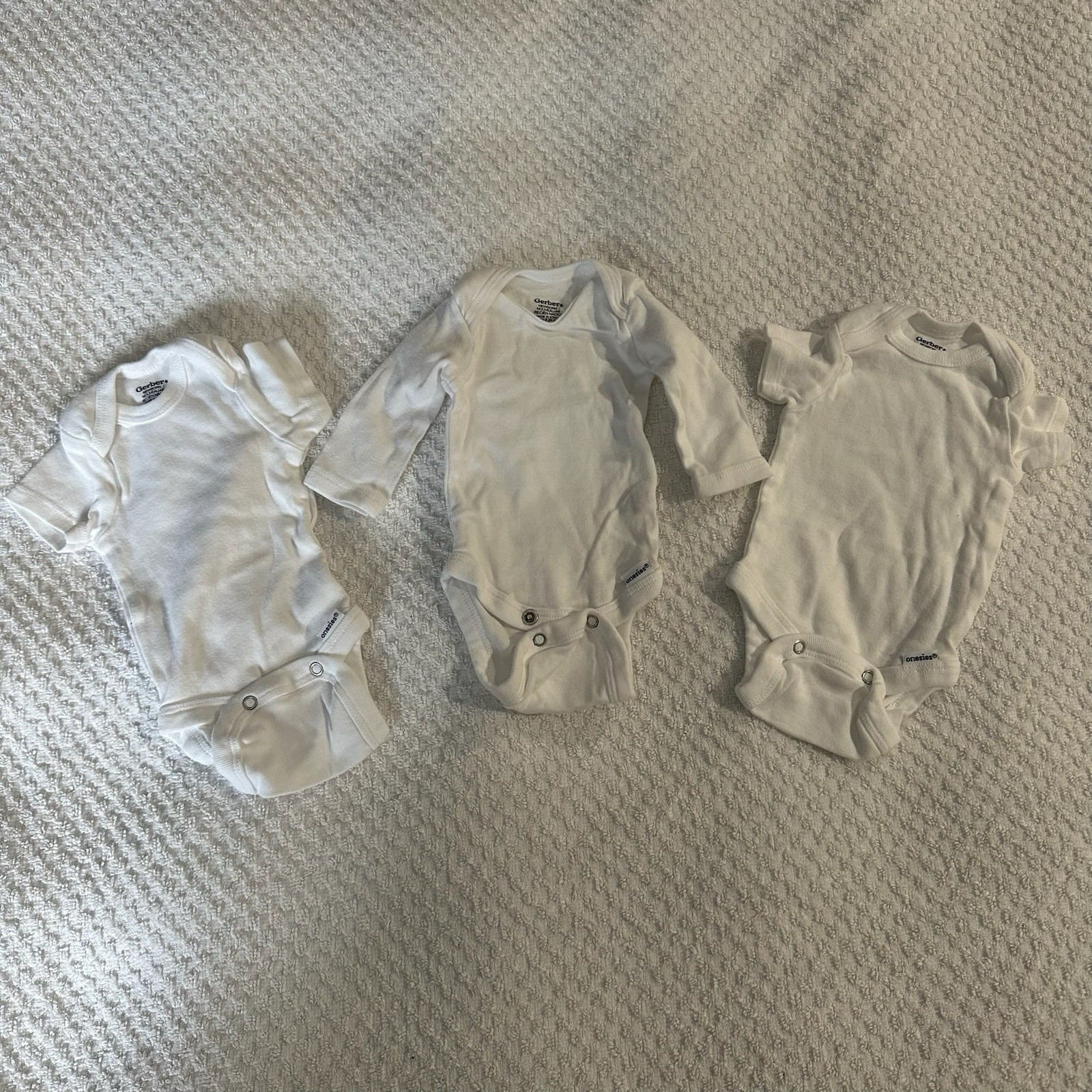 Carters, Gerber, Girl Newborn Lot Bundle Essentials 20 pcs Pjs Bodysuit Newborn