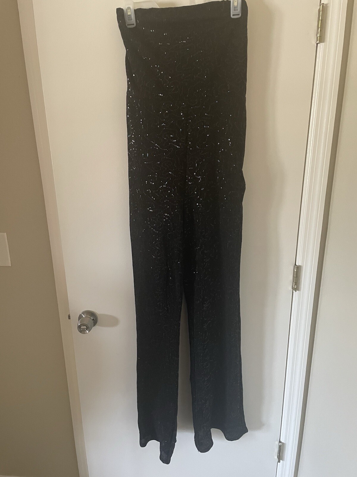 Mixed bulk clothing haul for woman’s (includes shirts, dresses etc) 200$+ value