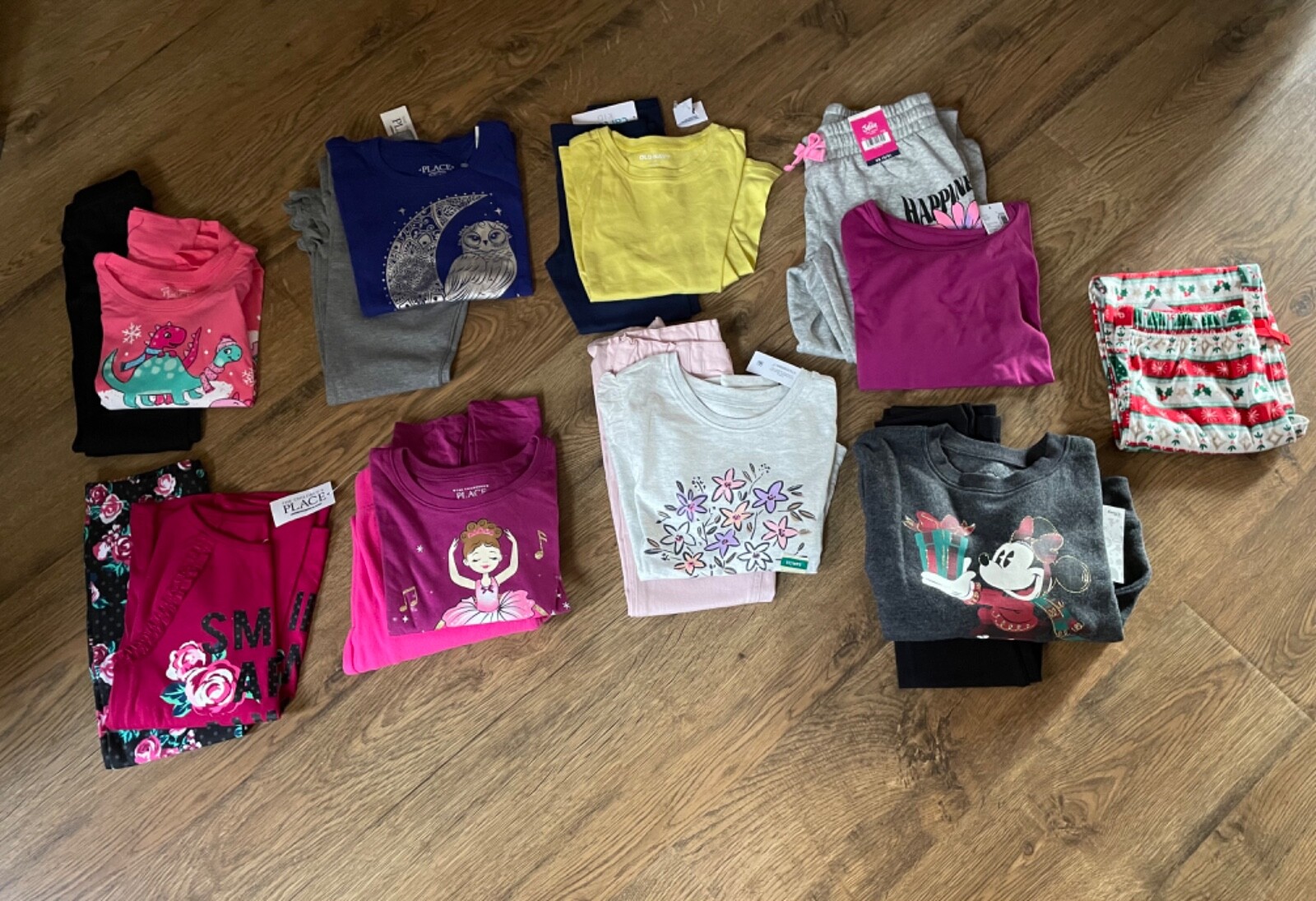NWT~Girls size 5/5T clothes lot of 17 Pcs.~Outfits~Old Navy, Jumping Beans &