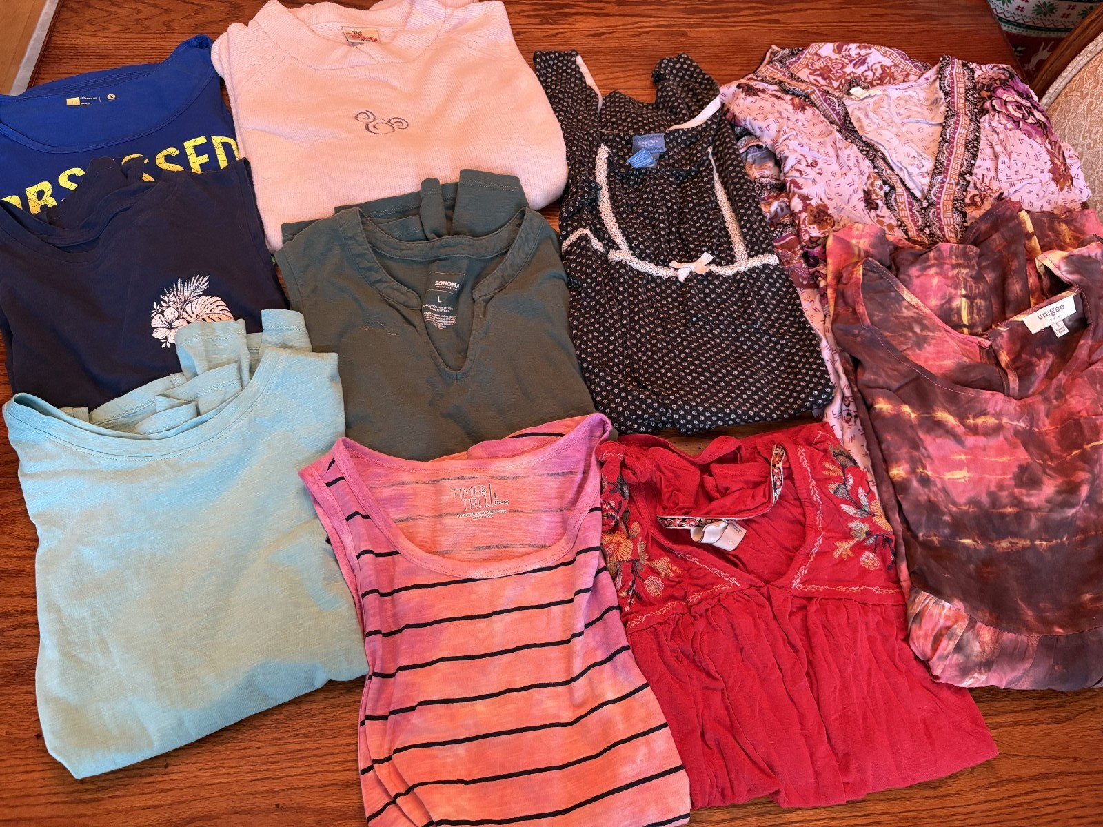 Lot 10 Piece Women&rsquo;s Clothes SPRING/SUMMER Clothes Size Large