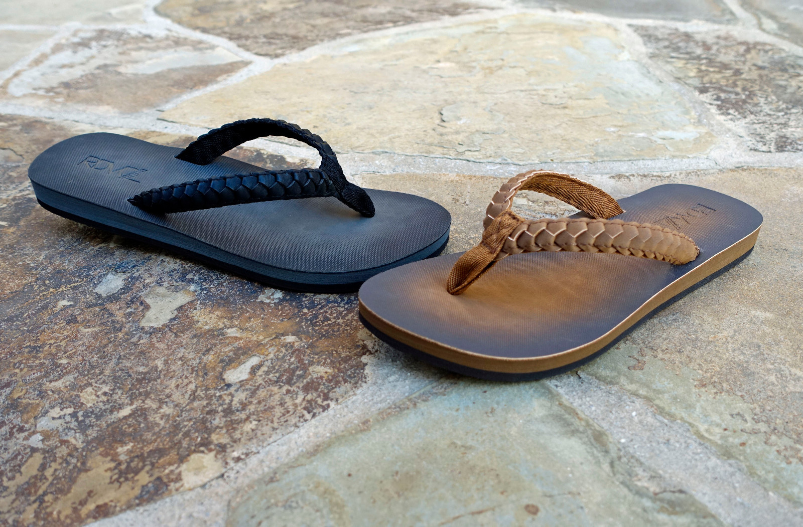 Wholesale Lot Women&rsquo;s Sandals RDVOL Casual Braided Formal Beach Flip Flops