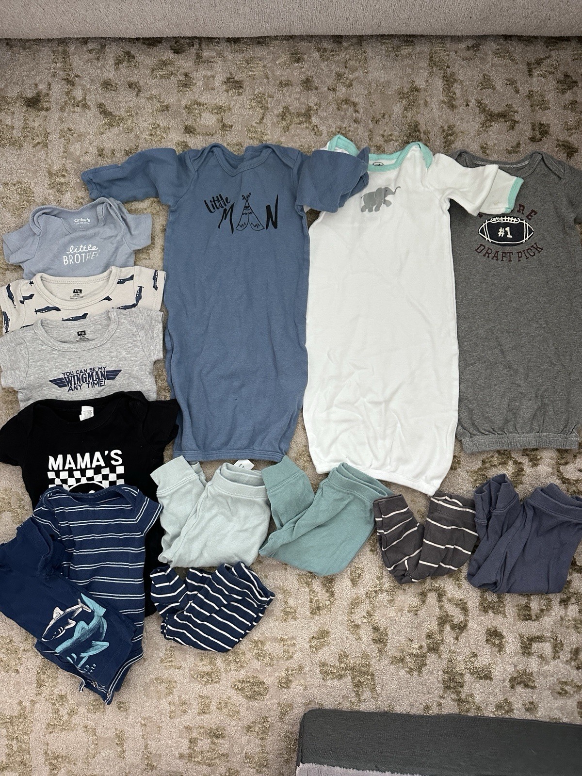 Assorted 0-3 Months Boys Infant Clothes – 14 piece lot