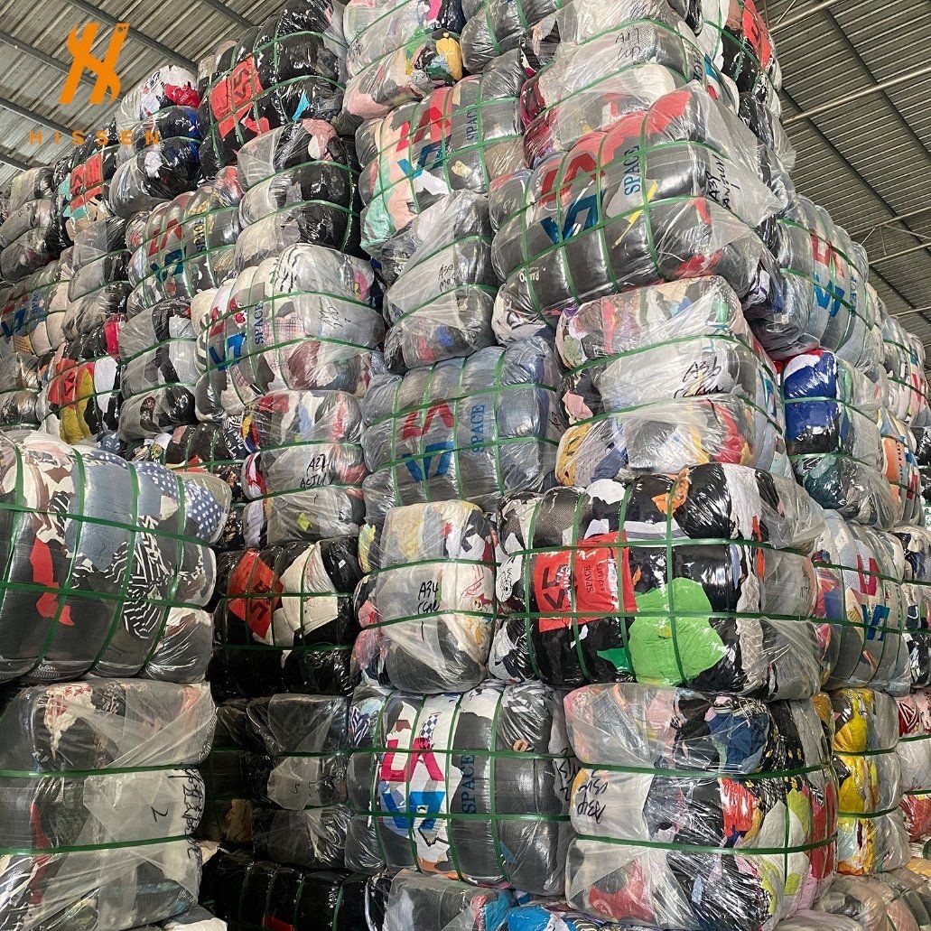 Wholesale Lot Of 50 Pcs mixed Men&rsquo;s Clothes Reseller Consignment Size S,M,L,XL