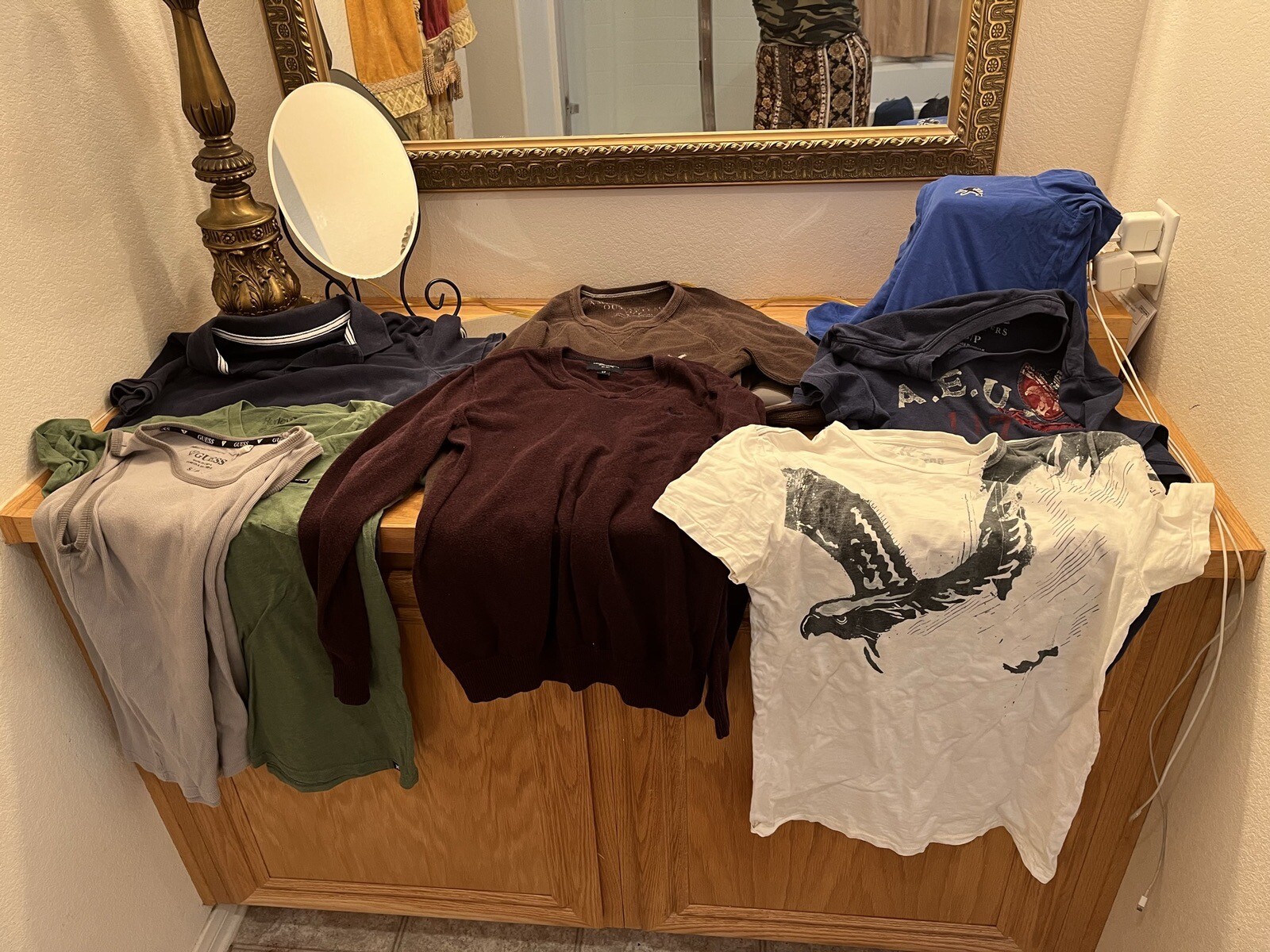 Lot of Men&rsquo;s 8 Clothes S Small Guess Express Hurley American Eagle Clothing