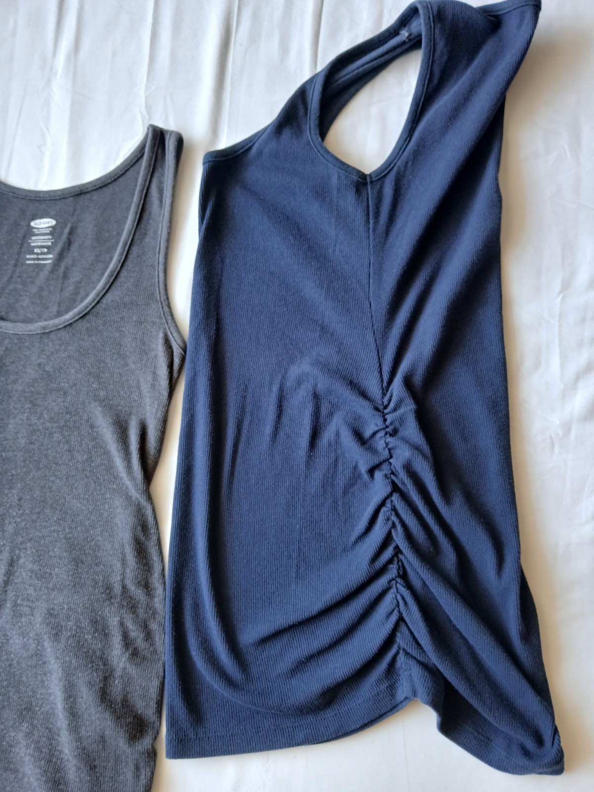 Old Navy Maternity Ribbed Knit Tank Tops Lot of 2 Size XS Navy & Gray Solid
