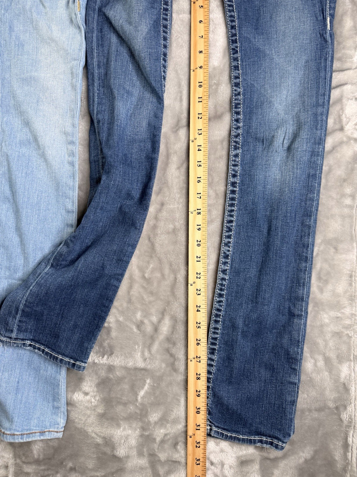 True Religion Women’s Denim Jeans Lot of 4 Blue/Gray Solid Logo Size 24/25
