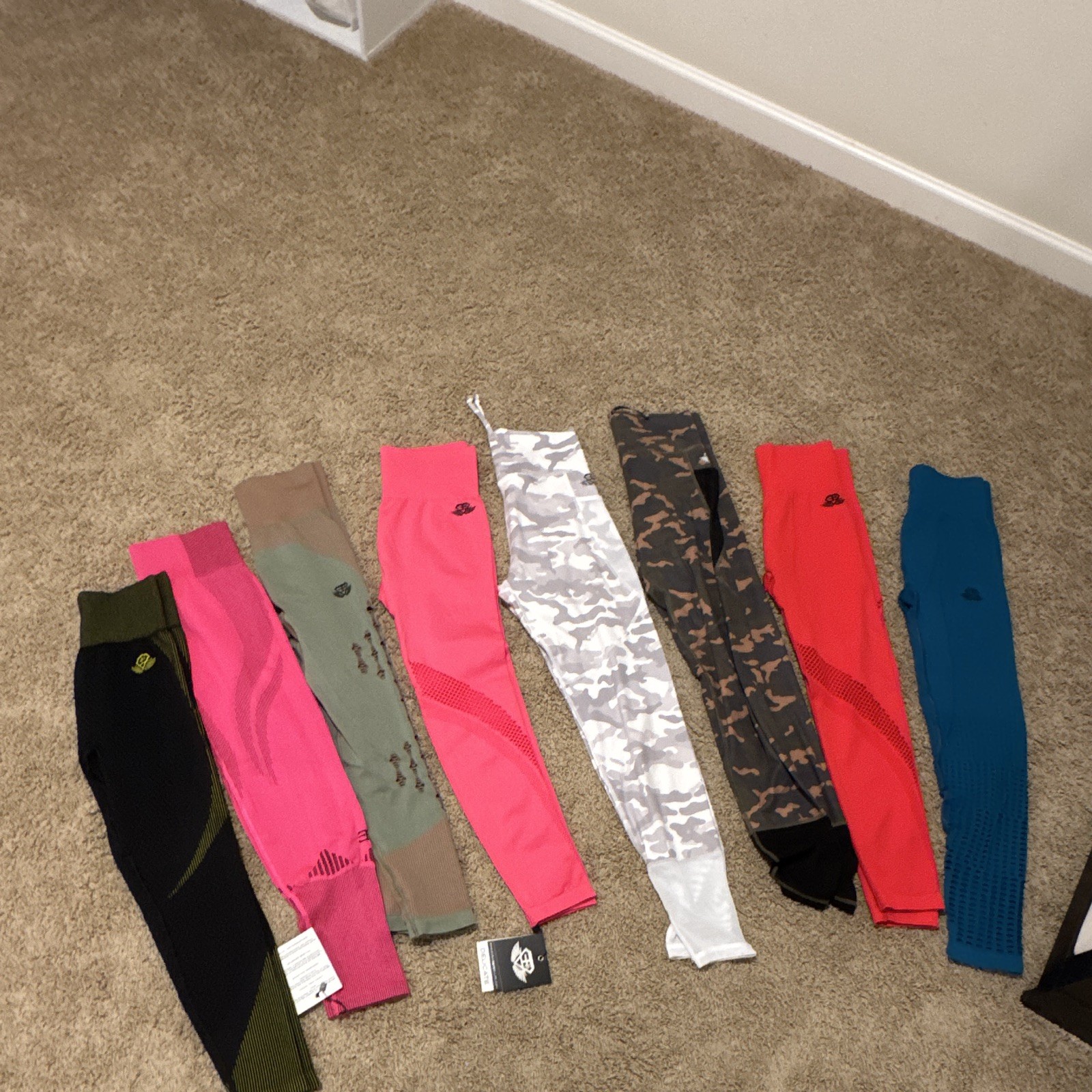 Engineered Life 8pc Leggings Lot M size Nylon/Spandex Multicolor Cam