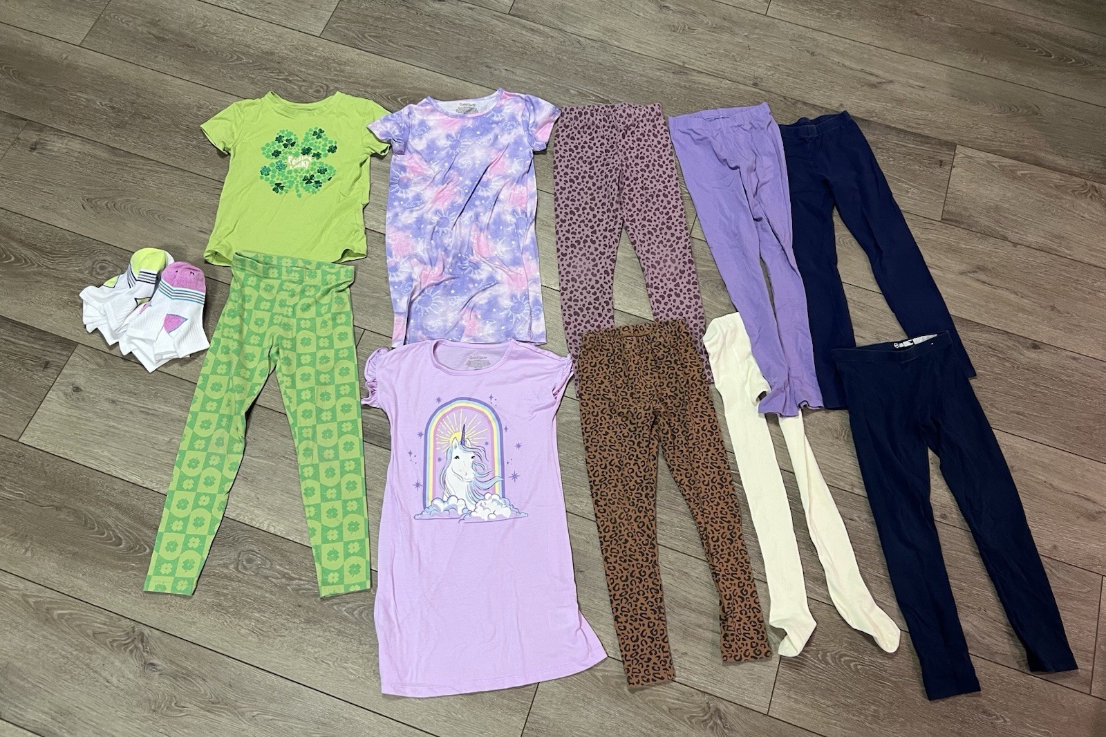 Girls Lot Of 10 Clothes Sizes 7/8 Included Assorted Brands and Colors