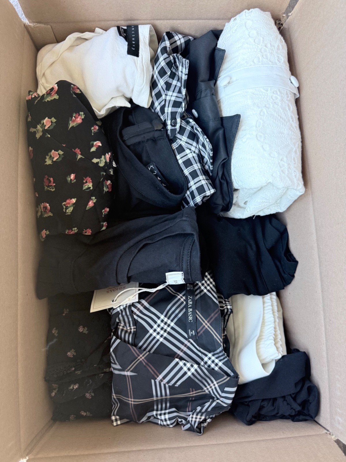 Women’s Clothing Mystery Box – 12 Items – Size S and M Designer and boutique