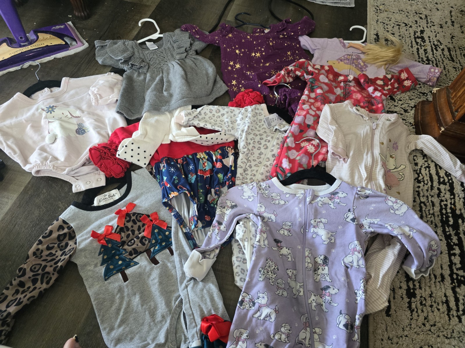 Lot of newborn to 0-3 month girl clothes 7 pj&rsquo;s and 5 outfits