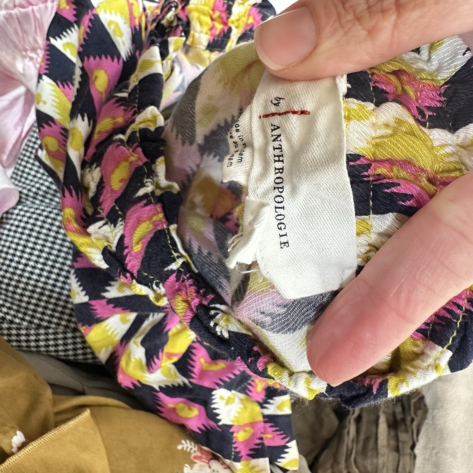 Urban Outfitters Zara Clothing Whole Sale 31 Piece Lot Womens Various Sizes