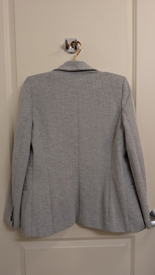 Drop #1 – Soft Edge | Women US 8-10 | Barely Worn