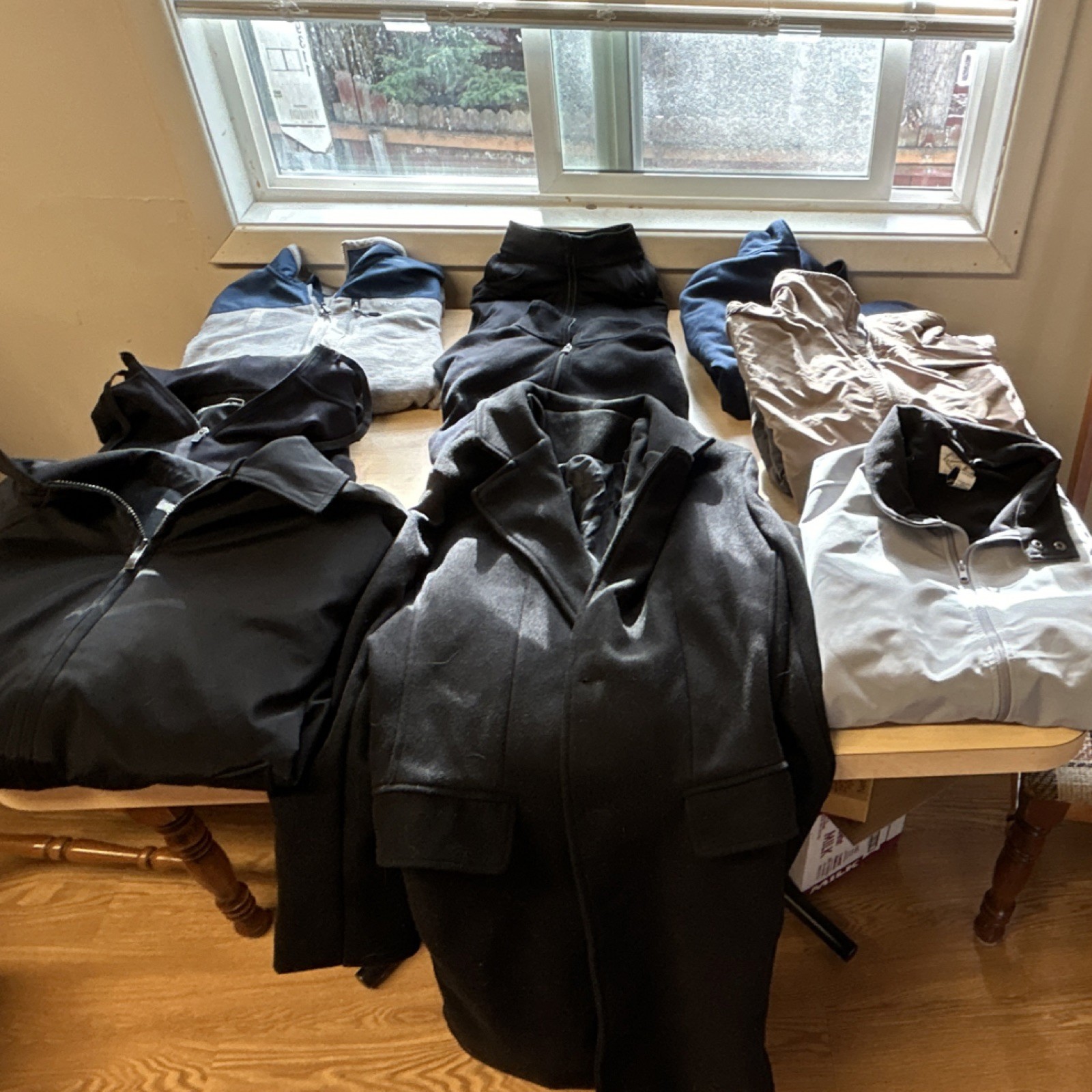Men’s quality assorted jackets/hoodies (9 total)