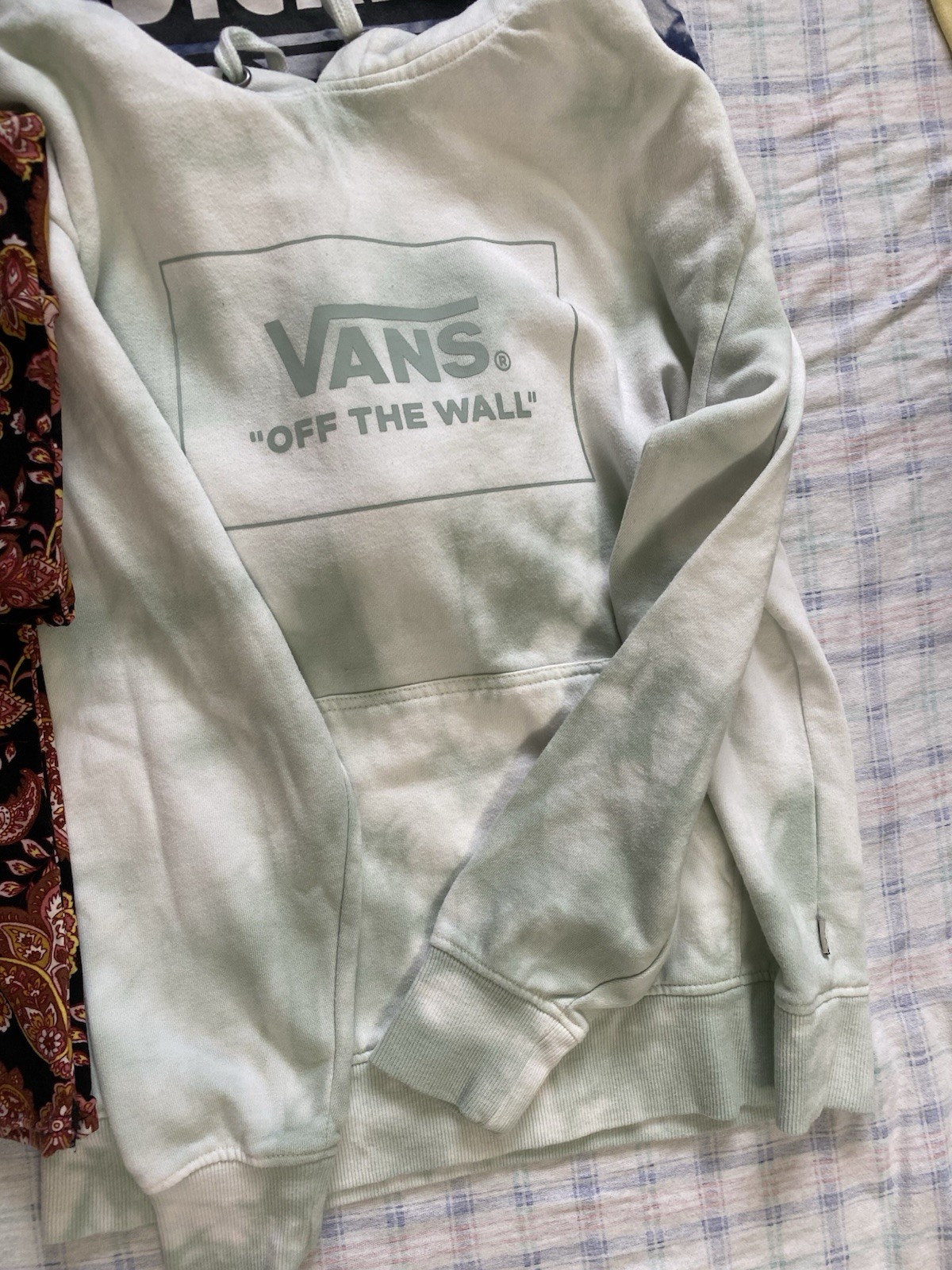Teen Girls&rsquo; Junior Women&rsquo;s Clothing Size Small VANS,no Boundaries Lot of 8