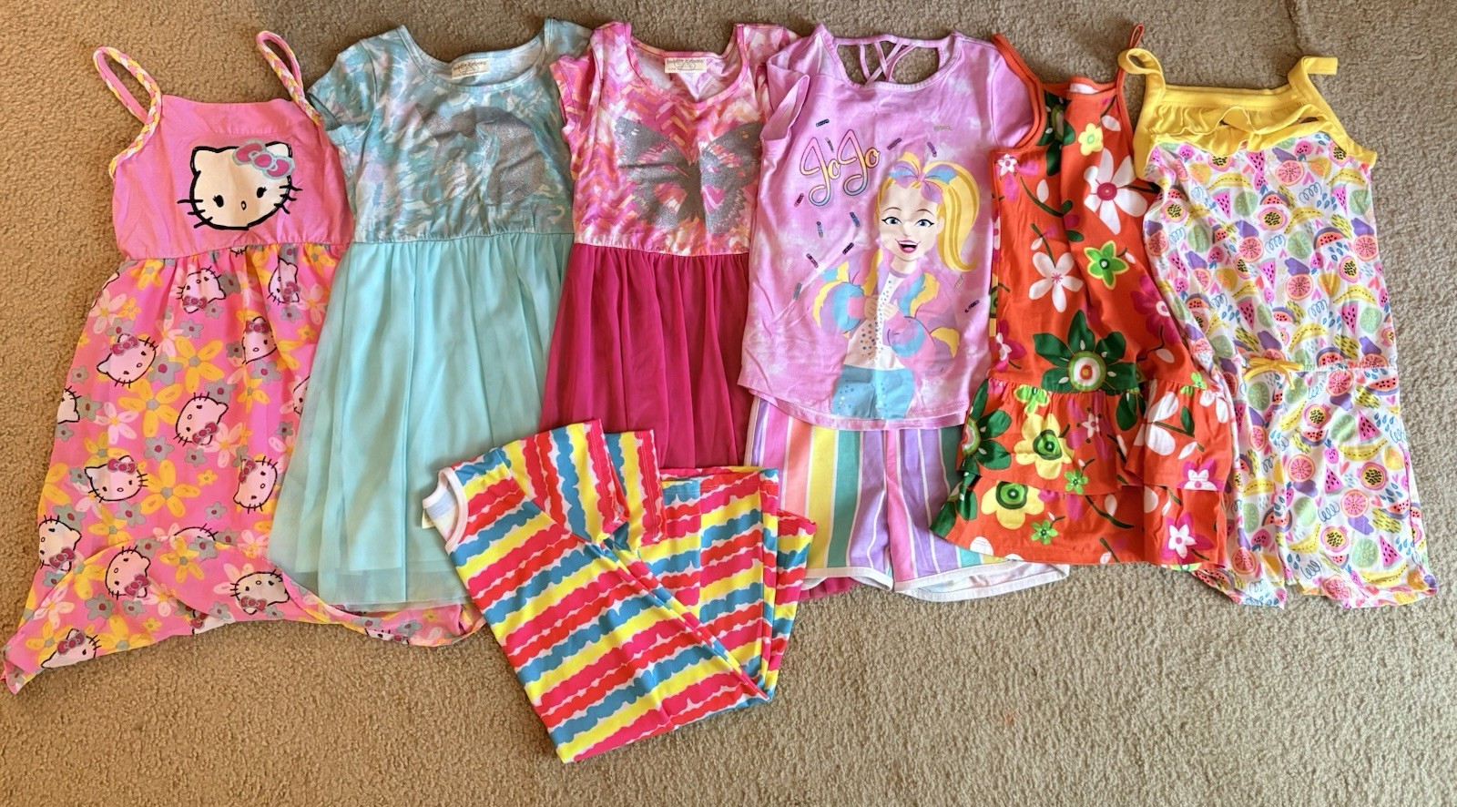 Girls Clothing Lot Size M (7/8)