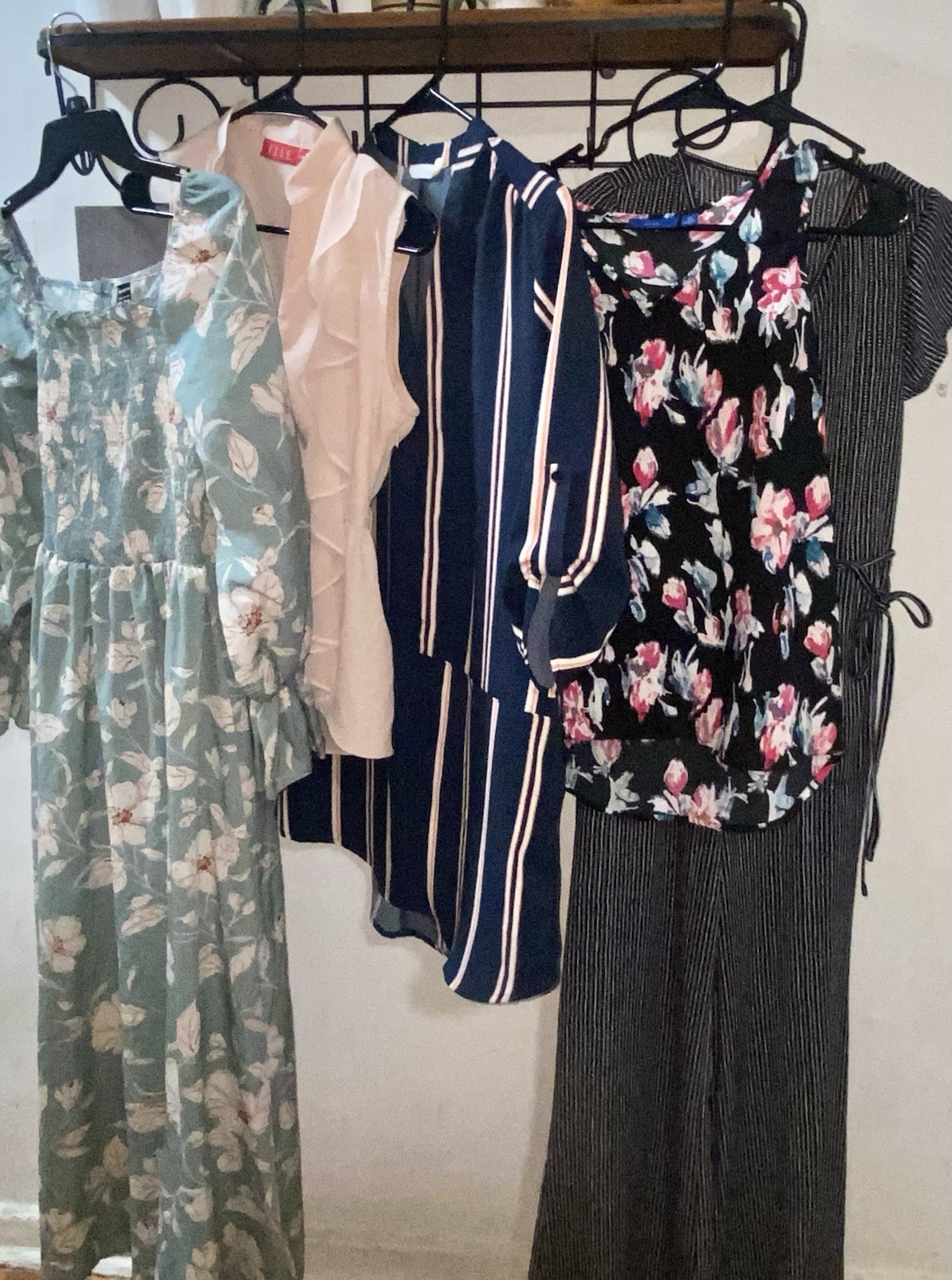 6 Piece Women’s XS/S Bundle