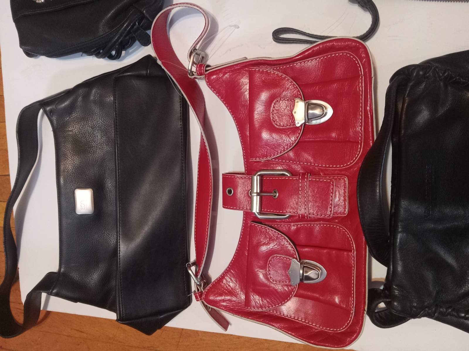 Esprit Kenneth Cole Simply Vera Vera Wang Hype Lot 5 Leather Bags Black/Red