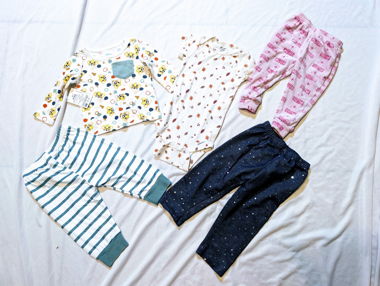 Lot Of Baby Girl Clothes Size 0-6 Months