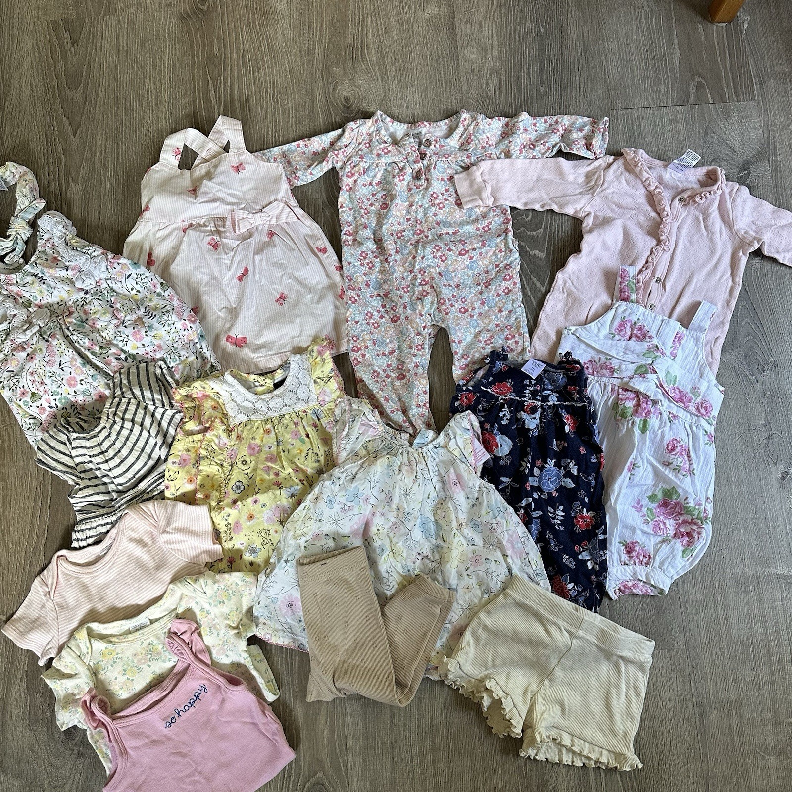 Baby Girl 6-9 Months Clothing Lot Dresses Jumpsuit Outfits Floral Sets