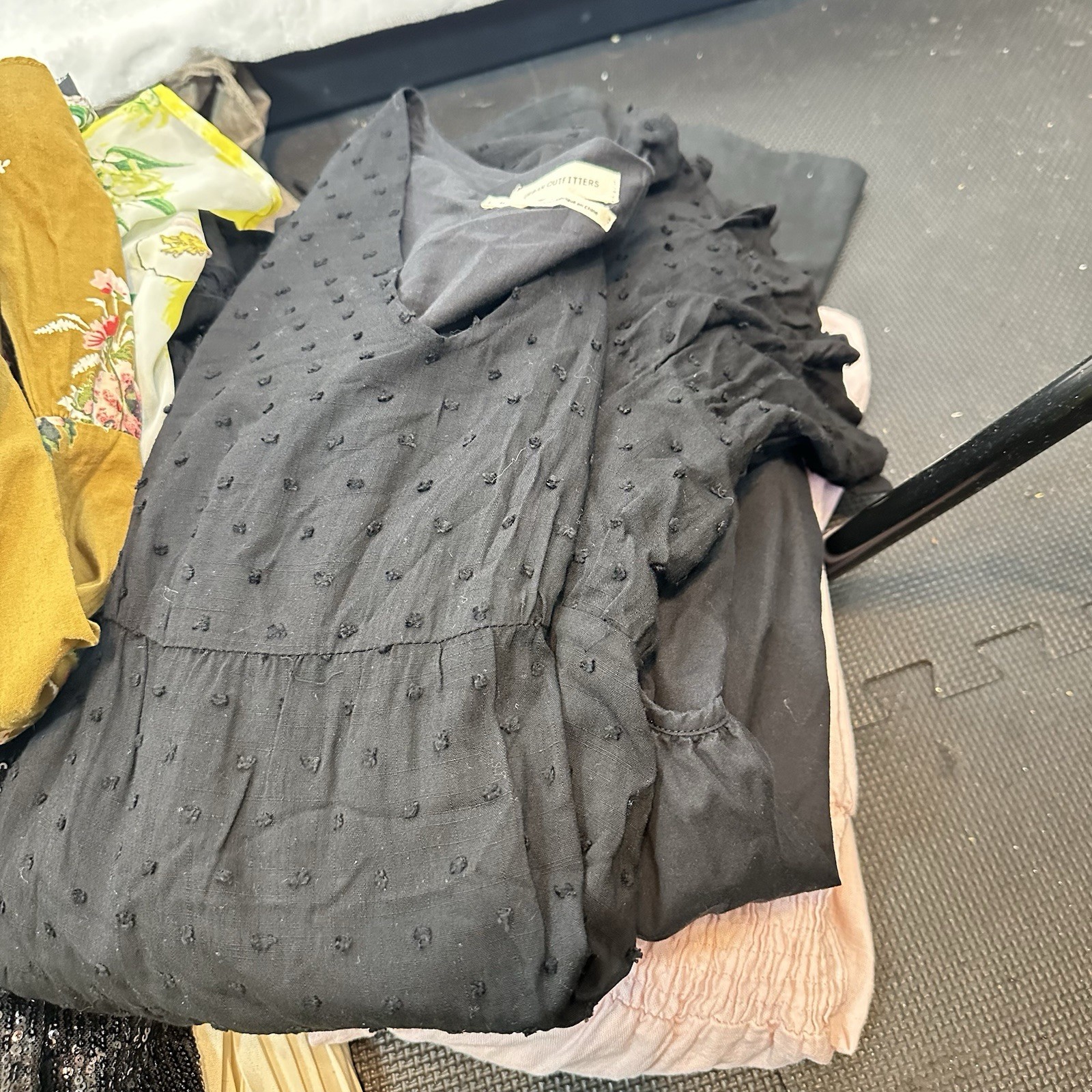 Urban Outfitters Zara Clothing Whole Sale 31 Piece Lot Womens Various Sizes